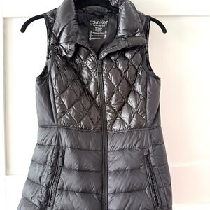 Calvin Klein Women's Charcoal Quilted Vest